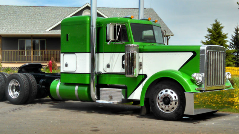 Heirigs Green White Truck